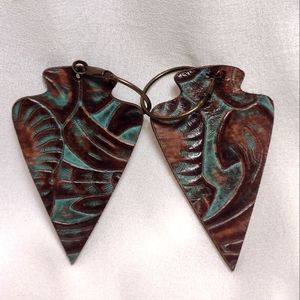 Adorable earrings 😻